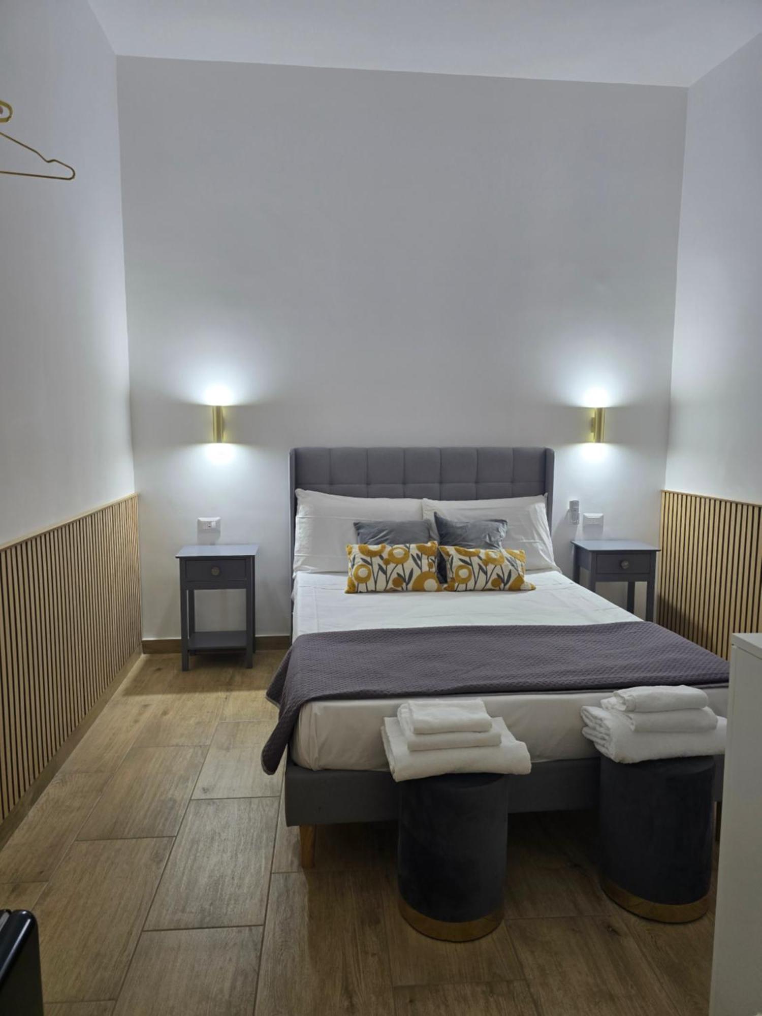 Ventre Luxury Rooms Neapel Exterior foto